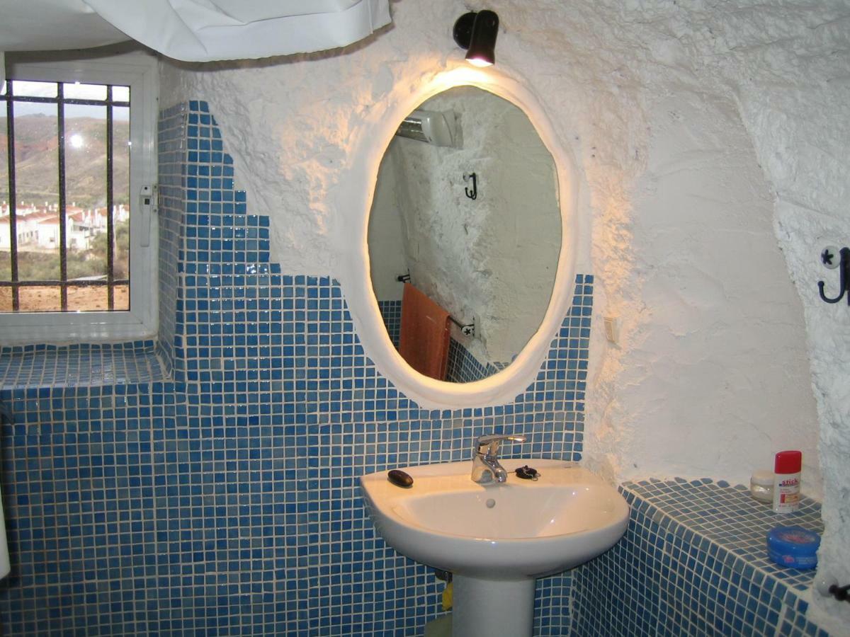 منزل الضيف Graena  في Casa Cueva Lopera المظهر الخارجي الصورة